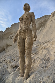 Another Mud statue!