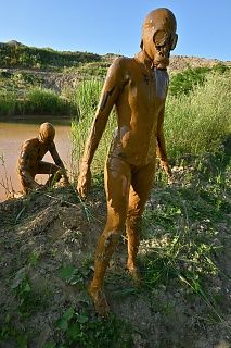 Color of the mud